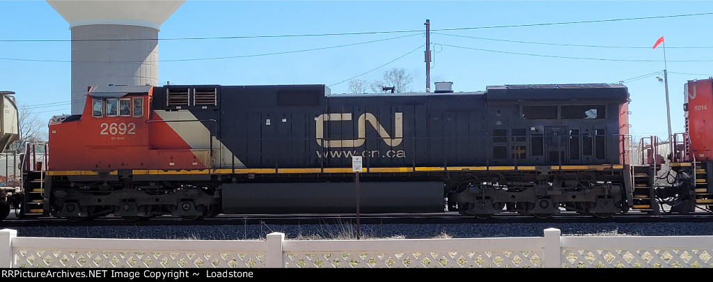 CN 2692